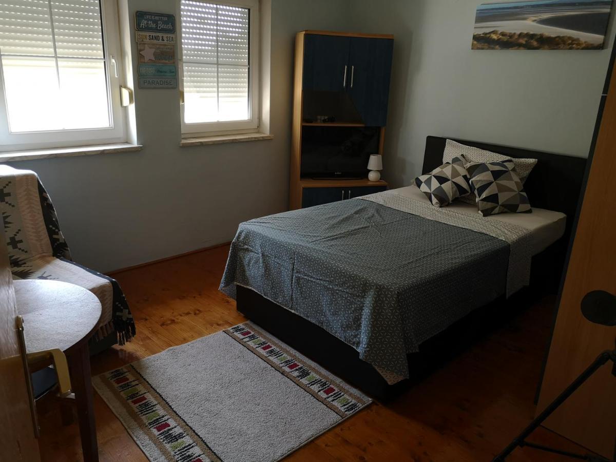 Green House Apartment Pula Luaran gambar